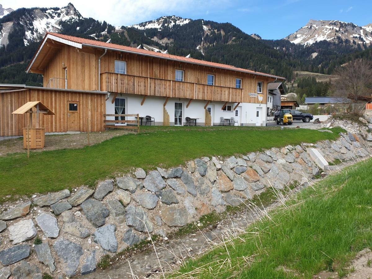 Gaestehaus Am Hahnenkamm Reutte Dış mekan fotoğraf